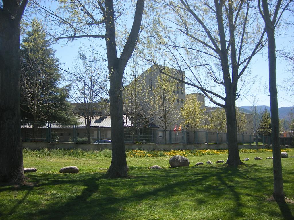La Seu D'Urgell Xanascat Hostel Luaran gambar